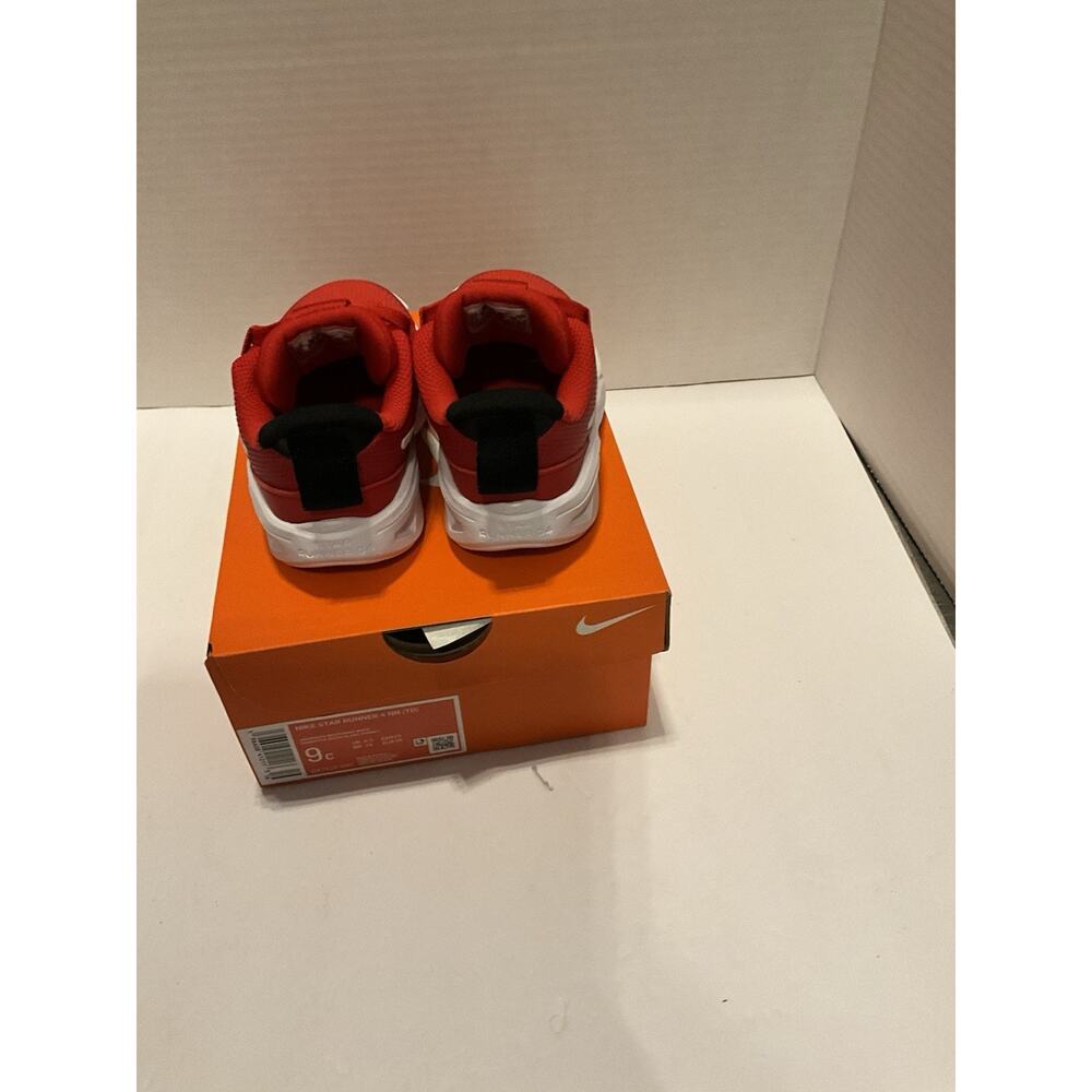 Nike Star Runner 4 Toddler Shoes Red White Size 9C New in Box DX7616-600 - Picture 4 of 8